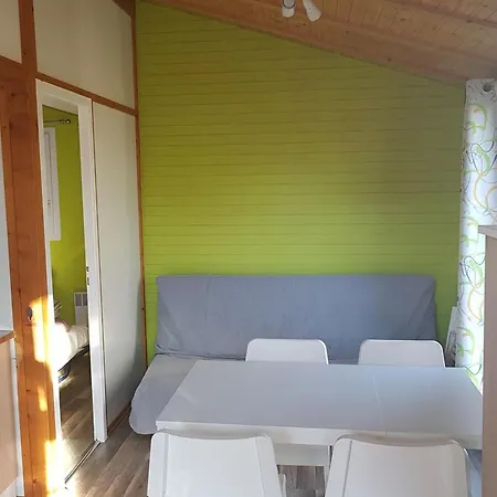 Κάμπινγκ Confort 5 Pers - Terrasse Privee - Api-1-52-1605